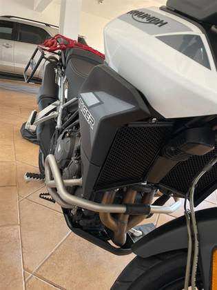 TRIUMPH TIGER 900 GT TRIUMPH TIGER 900 GT